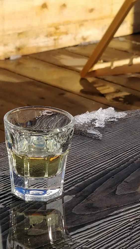 Le Petit Génépi Offert Par la Maison